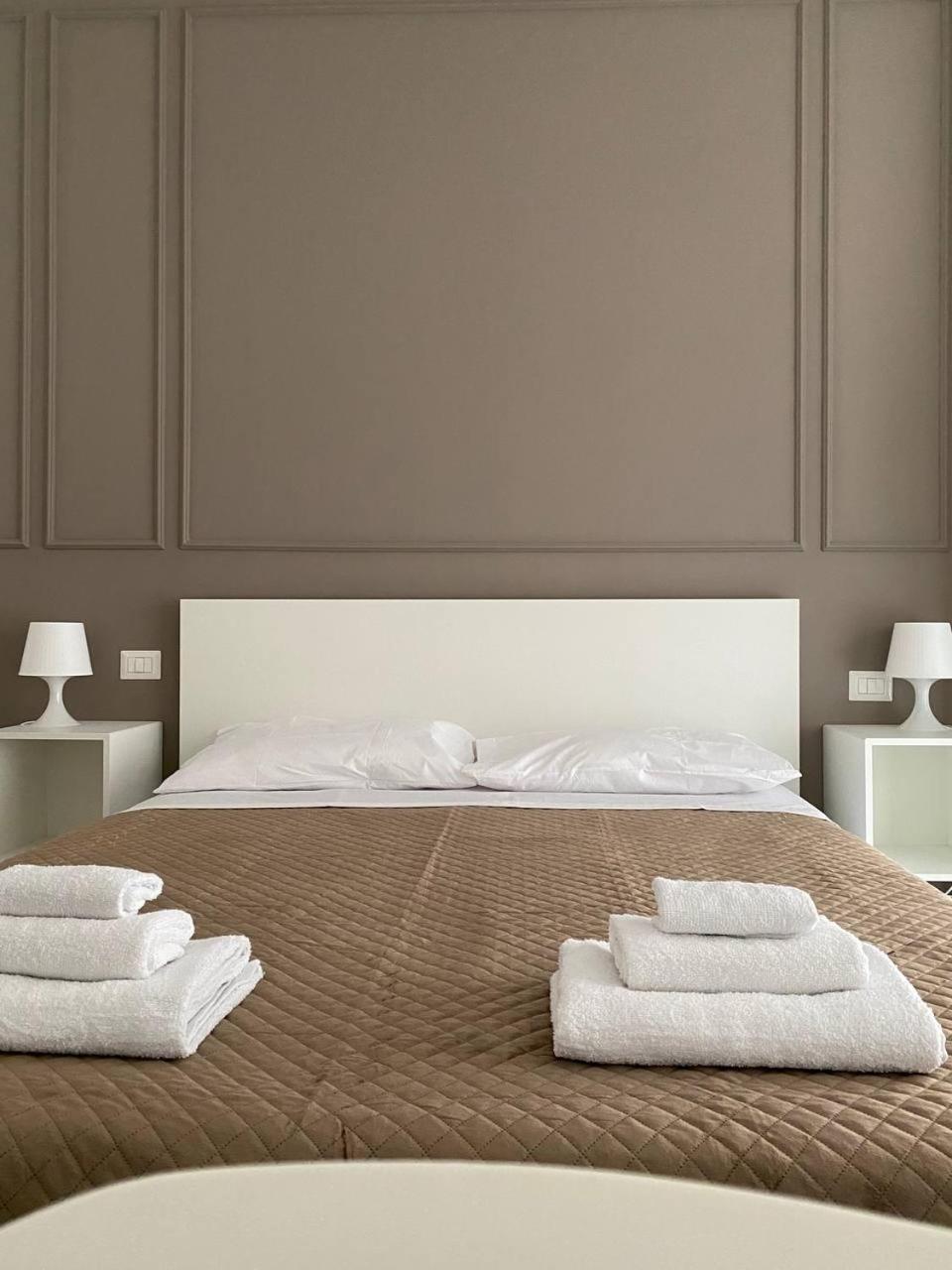 Quintino Sella Suites Bari Extérieur photo