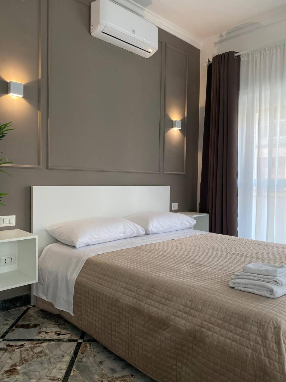 Quintino Sella Suites Bari Chambre photo